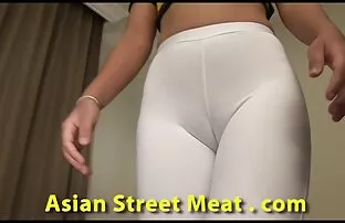 فتاة مواقع اباحية اجنبي تحب أن يمارس الجنس مع السرطان.