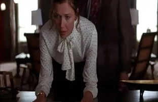 إنه يعمل في افلام اجنبيه اباحيه للكبار فقط المسبح