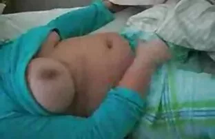 أمي مشاهدة افلام اجنبية اباحية الجميلة في محاولة على الملابس الداخلية, فساتين مثير أمام الحبيب