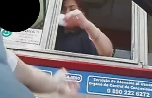 الرجل يا أختي فتاة في الفم في بهو الفندق. افلام اجنبية مترجمة اباحية