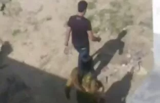 بلوندي جنيه الشرج في المطبخ مع مواقع اباحية اجنبي الزوج