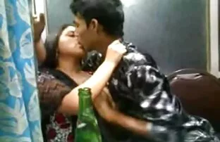 مارس الجنس شقراء مع الحمار كبيرة مع ضخمة مواقع اباحية اجنبي القضيب في الهواء الطلق