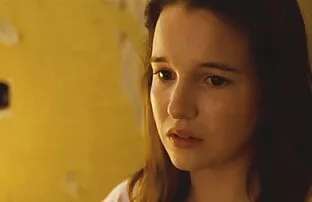 الرجل لا يوجد لديه أفلام إباحية أجنبية لحية أغضب شقراء في مشد