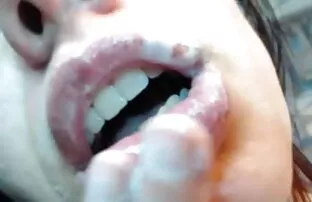 18yo شقراء باني اللسان افلام اجنبيه رومانسيه اباحيه في غرفة النوم