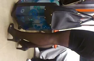 فرخ الحمار يقفز على أفلام أجنبية إباحية دسار سوداء