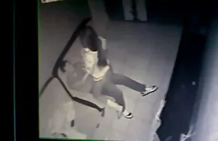 الوشم الجمال مواقع اباحيه اجنبيه تمتص ديك كبيرة من الرجل في الحمام