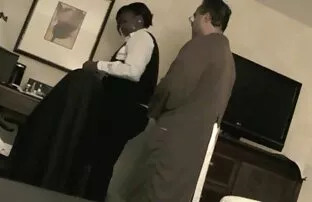 لطيف الأزيز اللسان افلام اجنبيه رومانسيه اباحيه أمام كوني على الطاولة