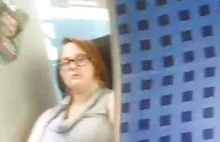 شقراء زرقاء العينين يحب الجنس مع عشيقها مقاطع اباحية اجنبي في غرفة النوم