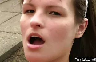 الدهون أمي الجنس مع شاب عاشق في غرفة النوم على السرير افلام اباحية اجنبية مترجمة