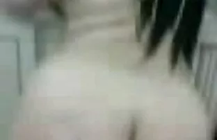 نموذج يستمني مع افلام إباحية اجنبية الجنس لعب و النافورات