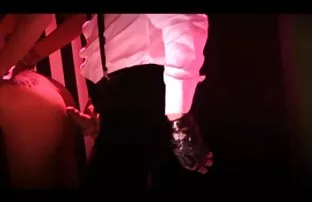 أنت يا بني ، ادفع البرميل اكثر الافلام الاجنبية اباحية إلى أسفل حلقك بشفاه ممتلئة