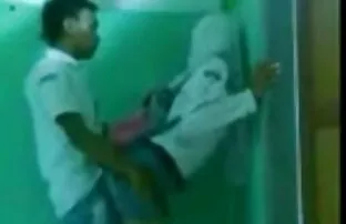 كنت مدمن مخدرات شقراء ويمارس الجنس في المنزل. افلام اجنبية اباحية مترجمة