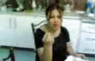 فاتنة مص وسخيف افلام اجنبيه اباحيه ممنوعه من العرض في السيارة.