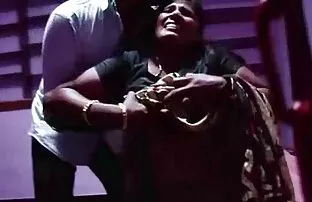 شخصين في مقاطع اباحية اجنبي فتاة واحدة.