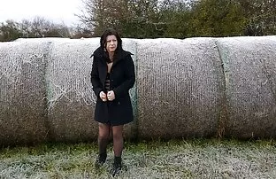 مجموعة الجنس افلام اباحية اجنبية مع أحمر الشعر فتاة في سيارة.