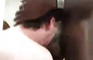 فتاة افلام اباحيه اجنبيه صغيرة مع الأخضر الأظافر العميق اللسان