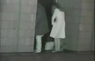 فتاة مع الشعر الوردي في جوارب تشارك في الجماعية افلام اجنبي اباحيه