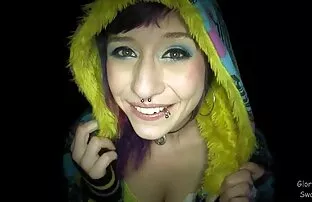 شقراء مع النظارات يحصل الشرج مارس الجنس. افلام سكس اباحية اجنبية