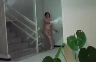 لاتينا في تي شيرت الوردي يشتكي من مواقع اباحية اجنبى كس الجنس