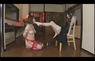 فتاة تعريتها أمام مقاطع اباحيه اجنبيه المشاهد.