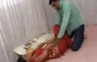 أخت صديقي أفلام إباحية أجنبية تمتص كبيرة.