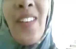 التشيكية فتاة سحق L. مع هزاز في النوم افلام اباحيه اجنبى