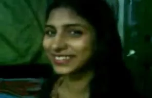 الشفاه أمي في ثوب أسود نشر الساقين أمام مواقع افلام اباحية اجنبية الديك