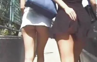 فات الحمار زوجته في جوارب طويلة و سراويل الدانتيل يقف doggystyle و الرجيج الزوج تنتهي مع افلام اجنبية اباحية مترجمة القدمين